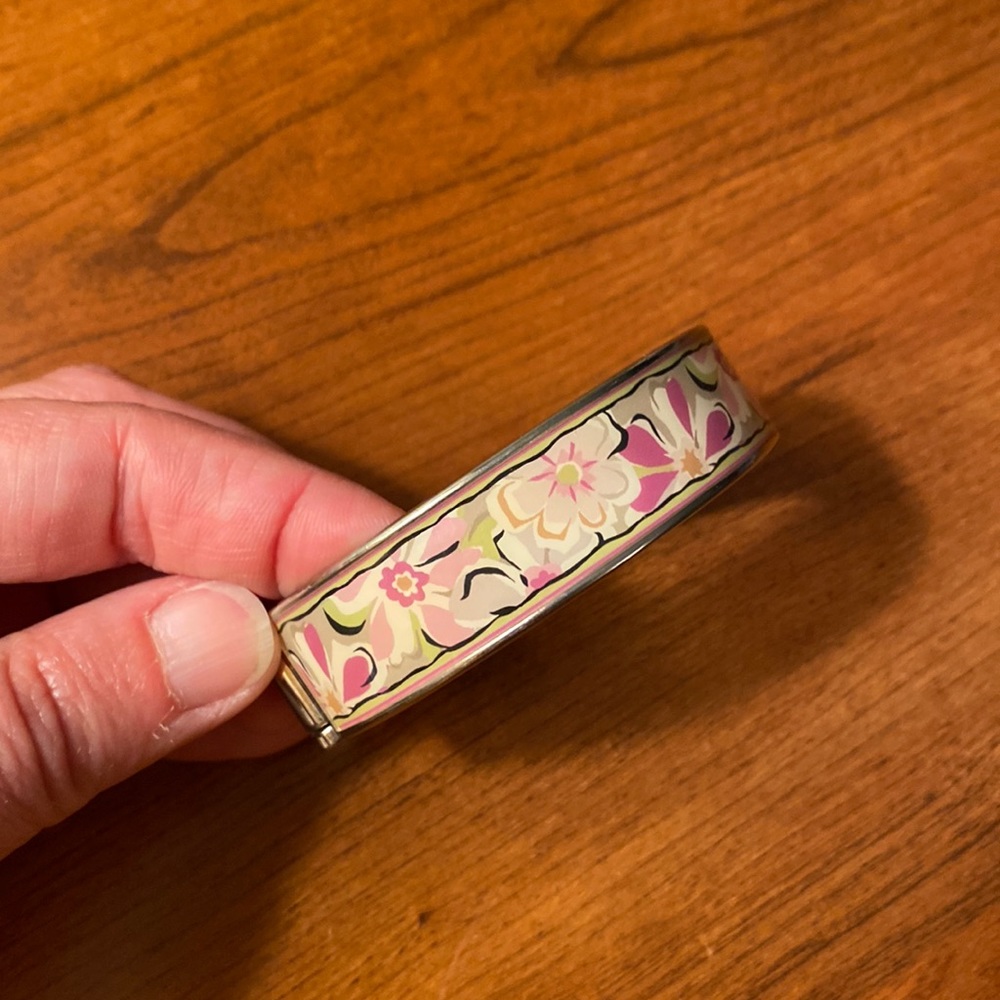 Vera Bradley hinged bangle bracelet